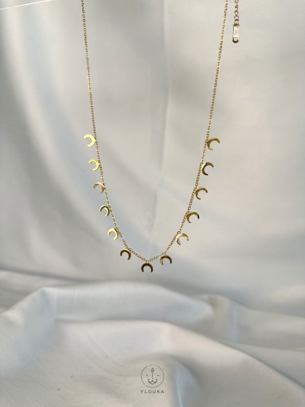 crescent moon Nnecklace - gold