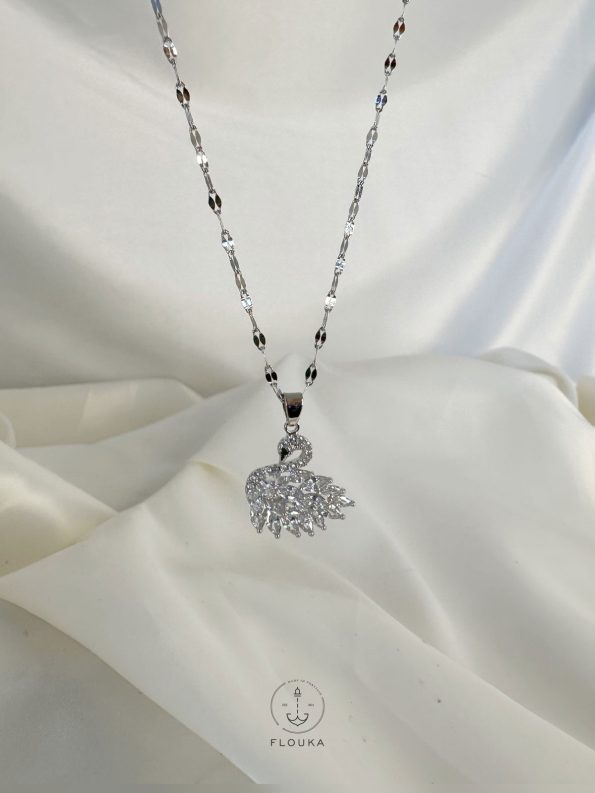 swarovski necklace with white straus