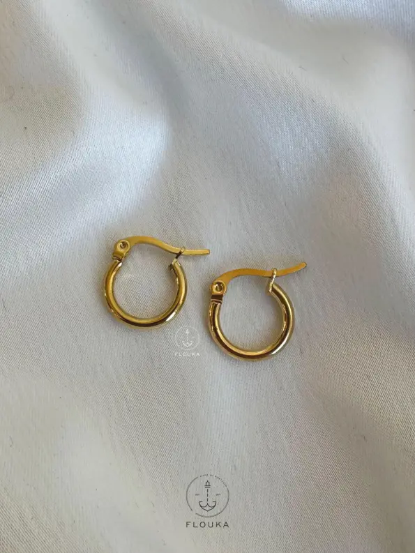 basic circle earrings