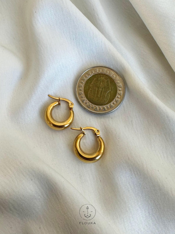 gold pumb earrings