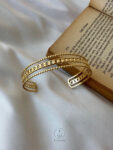 gold light bracelet