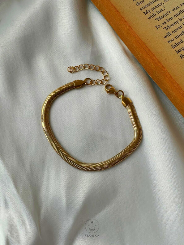 pumb snake bracelet