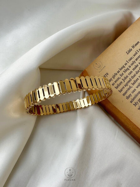 King gold bracelet