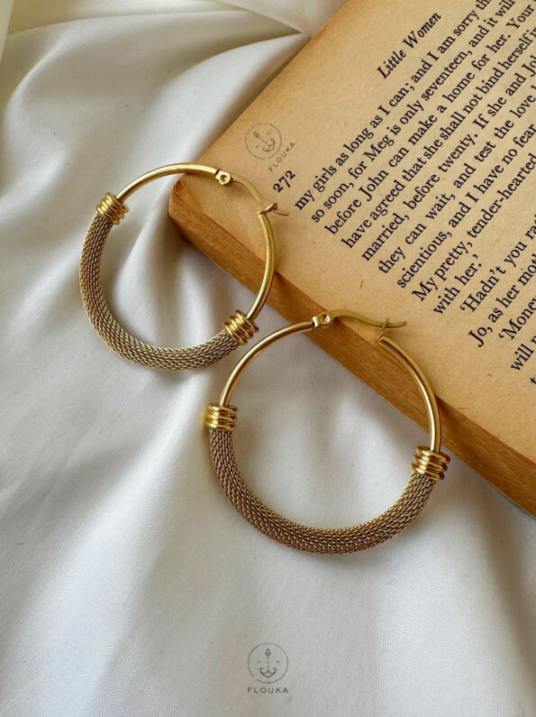 gold circle earrings