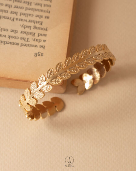 flexable gold bracelet