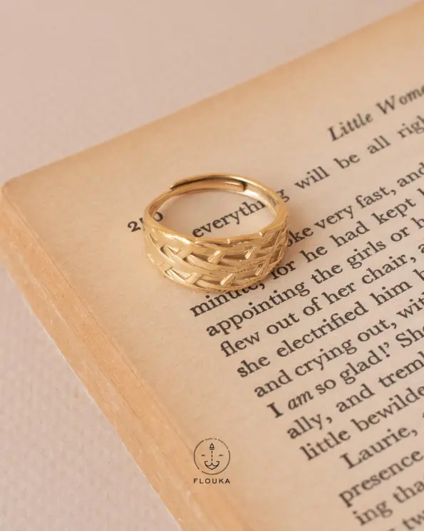 free size flexible gold ring
