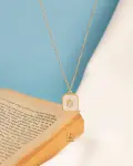 white necklace