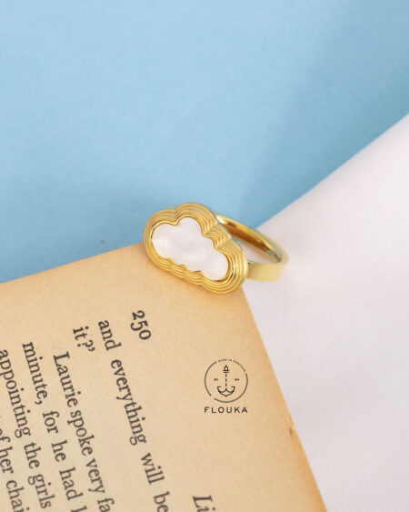 white cloud ring