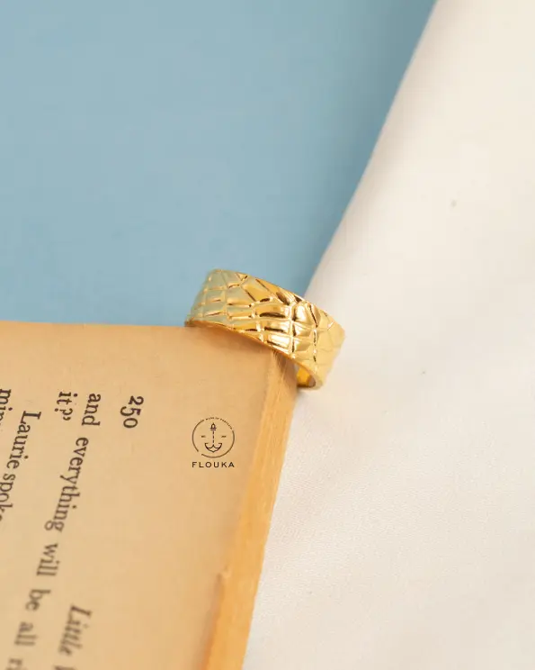 gold skin free size ring