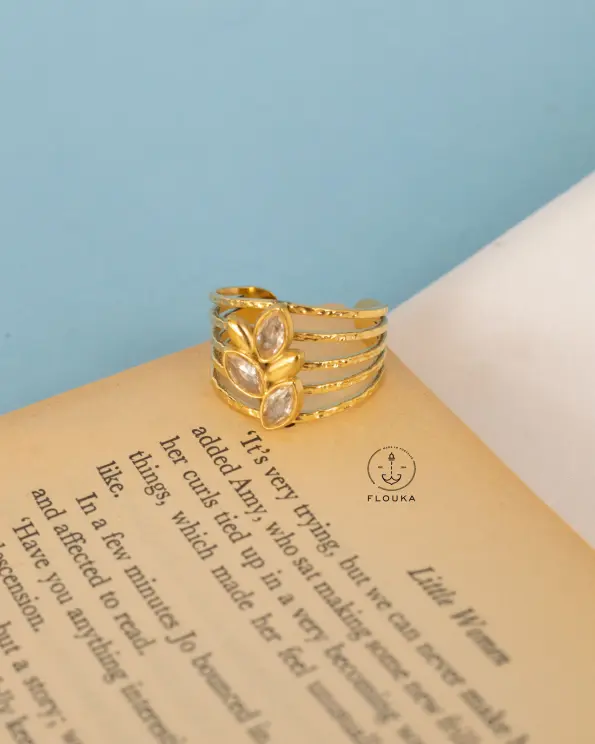 straus gold ring