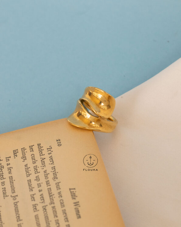 seashell gold ring