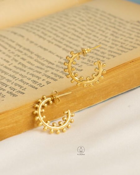 gold points circle earrings