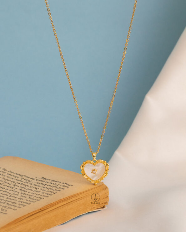 royal seashell heart necklace