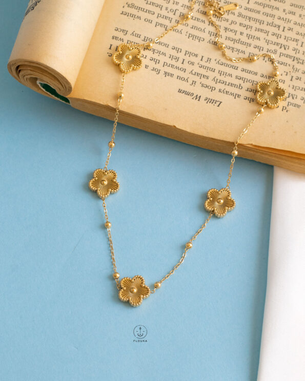 gold flower fake vancleef necklace