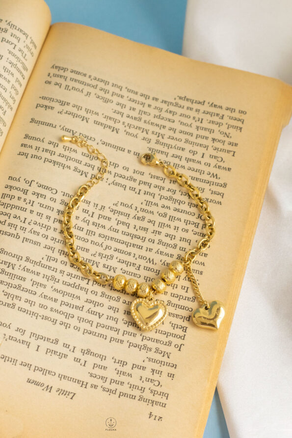 basic heart gold bracelet