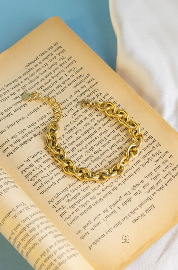 gold chains bracelet