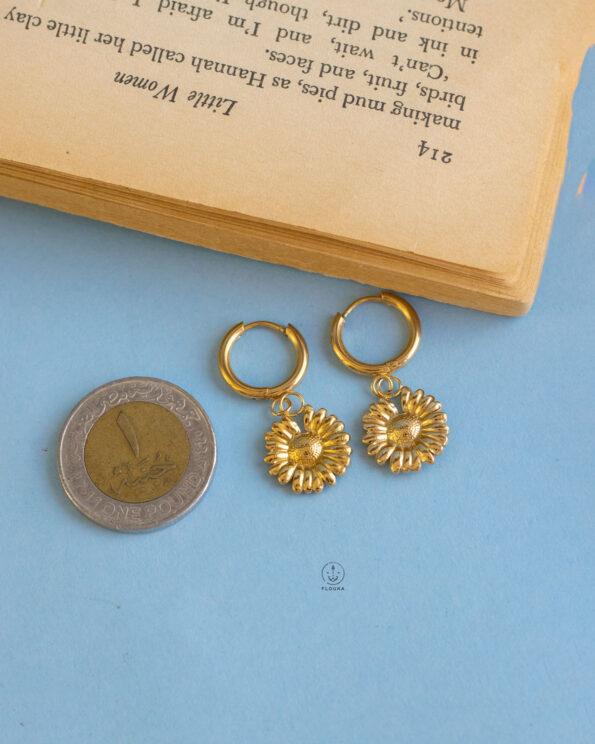 gold flower earrings