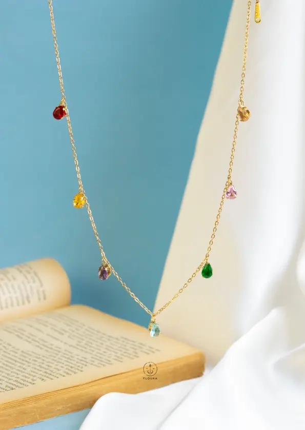 colours straus necklace