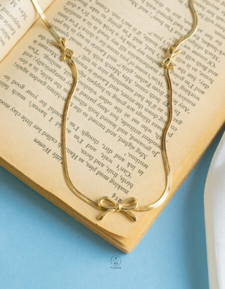 gold knot snake necklace