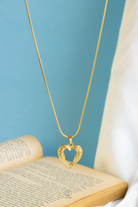 gold heart necklace