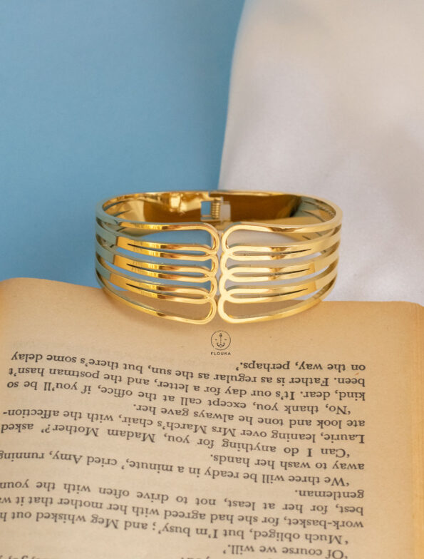 easy open gold bracelet