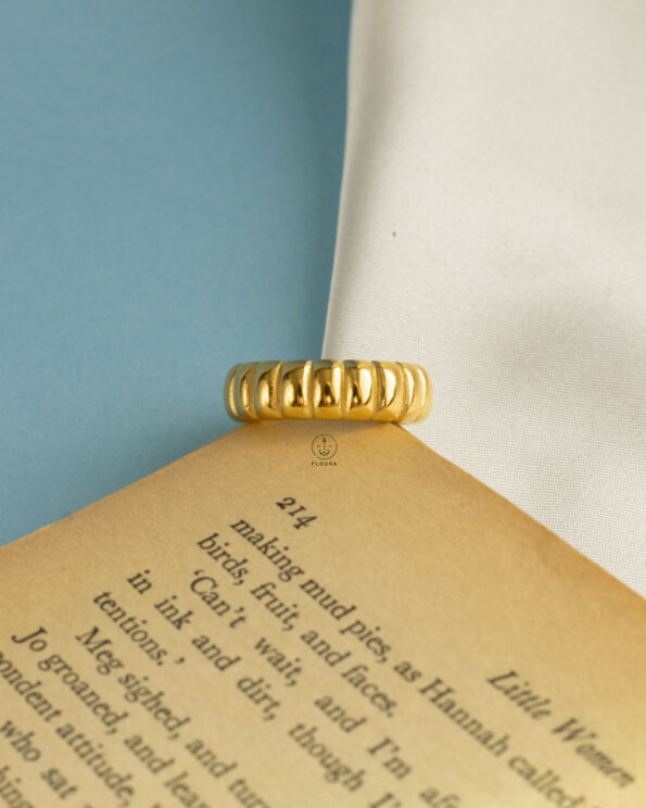 gold bubbles ring