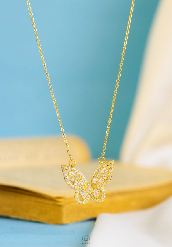 starus butterfly necklace