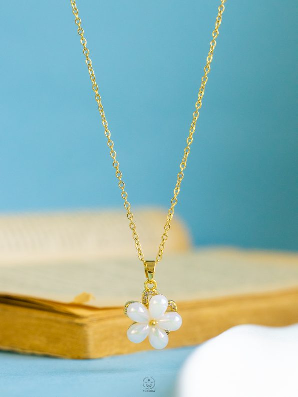 spin gold flower necklace