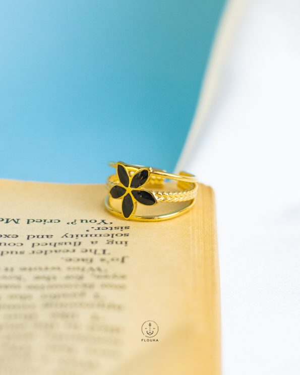 black rasin flower free size ring