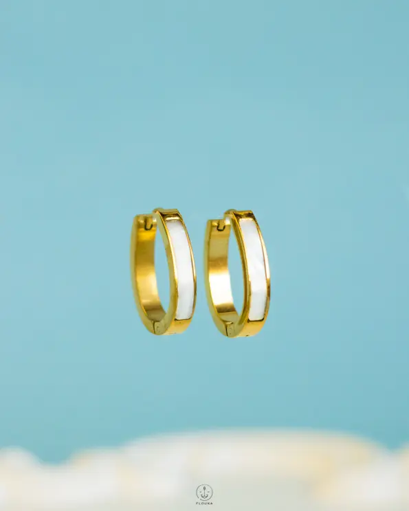 gold white seashell circle earrings