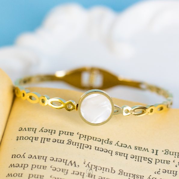 easy open white bulgari bracelet