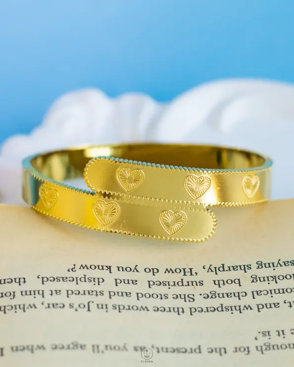 gold butterfly bracelet