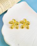 gold fower earrings