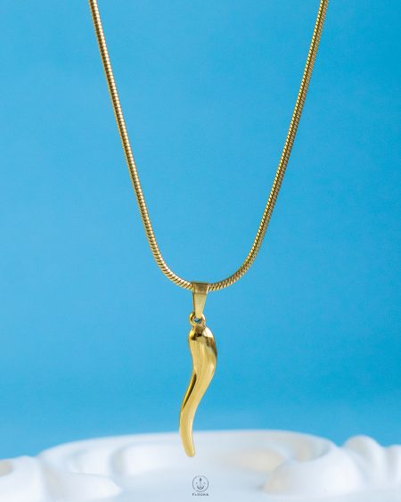 gold pepper necklace