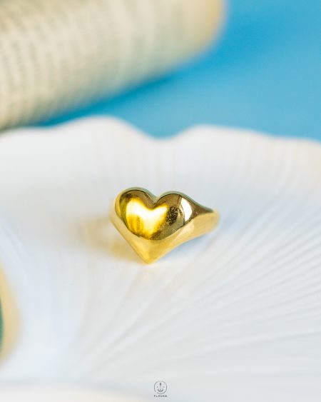 bug heart gold ring