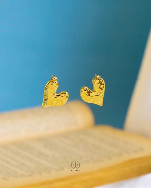 flat heart gold earrings