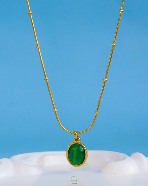 green cat eye necklace