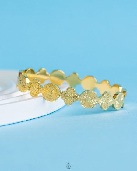 gold vancleef bracelet