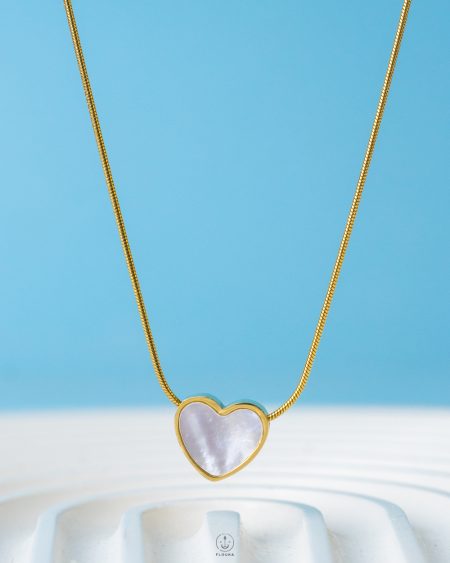 natural seashell heart necklace