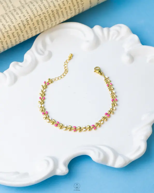 bink arrow gold bracelet