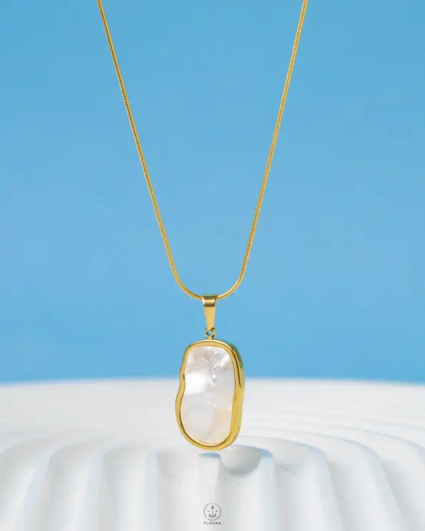 white mouse necklace