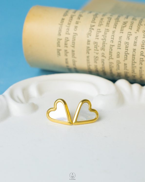 Natural Seashell Heart Earrings