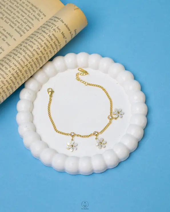 white flower gold bracelet