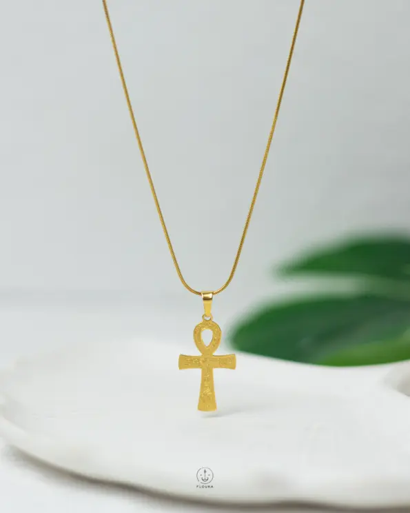 miftah alhayah gold necklace
