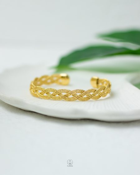 gold Chines bracelet