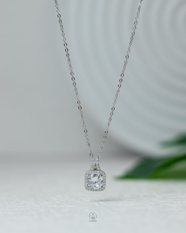 fake crystal silver necklace