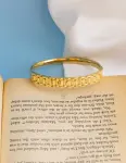 gold chains bracelet