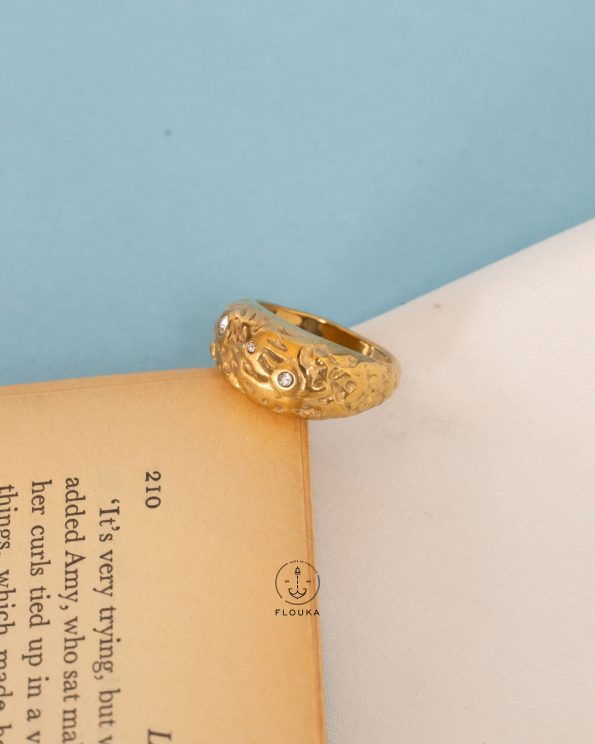 moon land gold ring