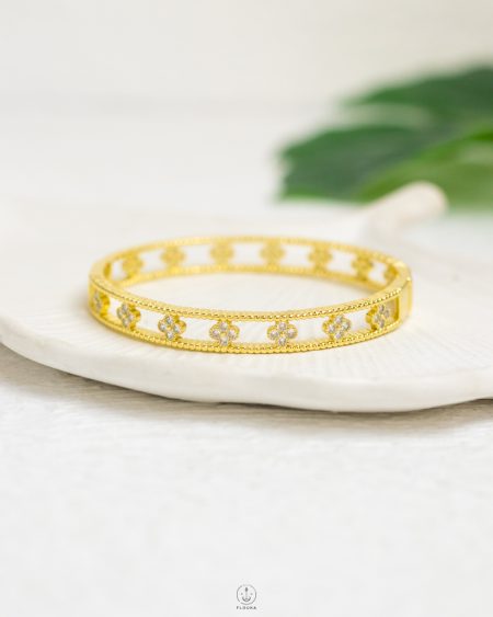 straus van cleef gold bracelet