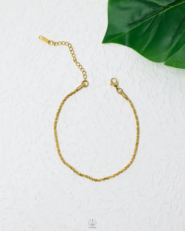 simple gold electric anklet